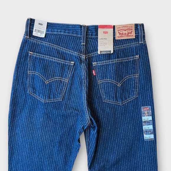 **SOLD** Levi's Lo Pro Pinstriped Straight Leg Jeans - Picture 6 of 9